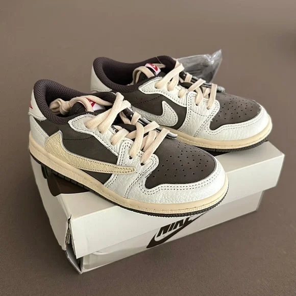 Travis Scott × Nike TD Air Jordan 1 Low Nike Air Max 270 React Travis Scott Cactus Trails (TD)